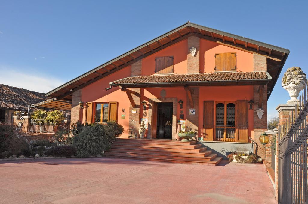 Villa Agriturismo Corte Montini Santa Giuletta Exterior foto