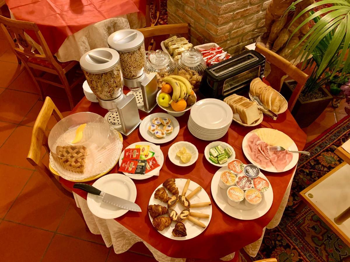 Villa Agriturismo Corte Montini Santa Giuletta Exterior foto