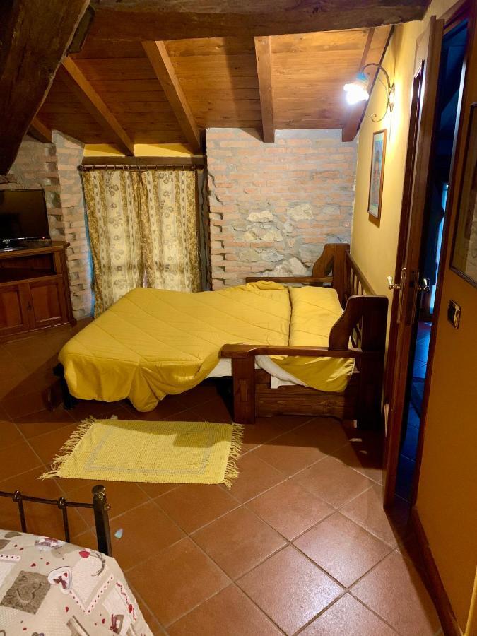 Villa Agriturismo Corte Montini Santa Giuletta Exterior foto
