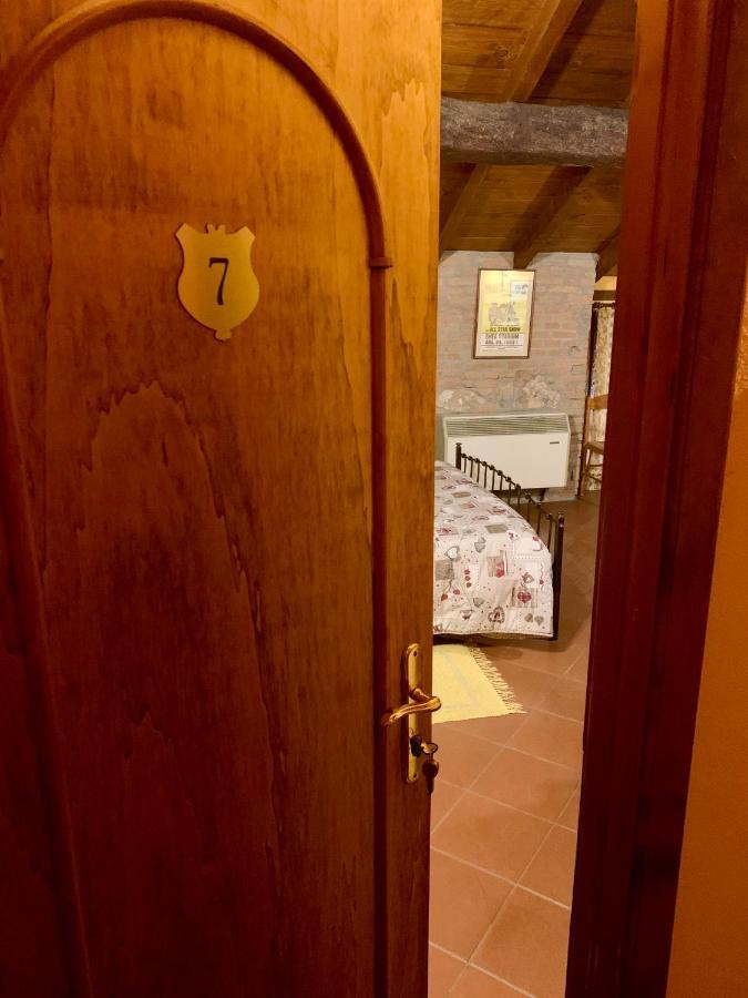 Villa Agriturismo Corte Montini Santa Giuletta Exterior foto