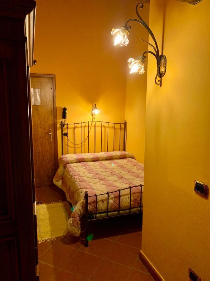 Villa Agriturismo Corte Montini Santa Giuletta Exterior foto